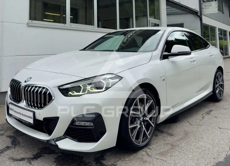 2023 BMW 220