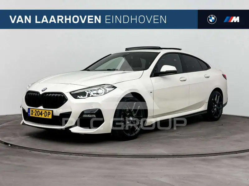 2023 BMW 220
