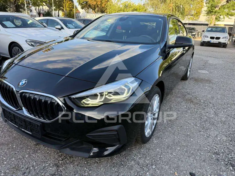 2023 BMW 220