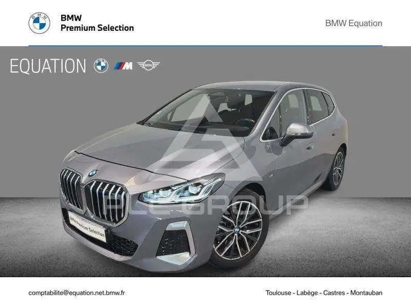 2023 BMW 220