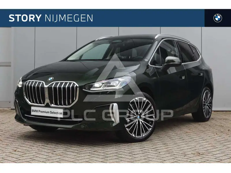 2023 BMW 220