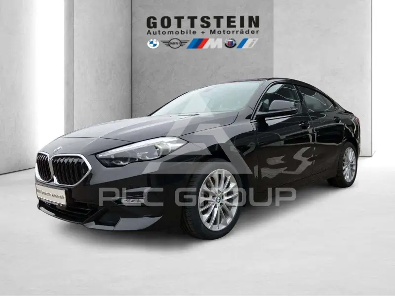 2023 BMW 220