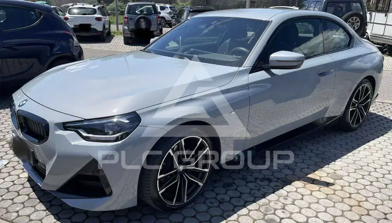 2023 BMW 220