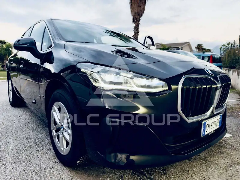 2023 BMW 220