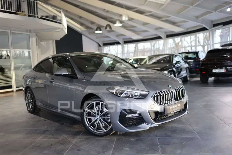 2023 BMW 220
