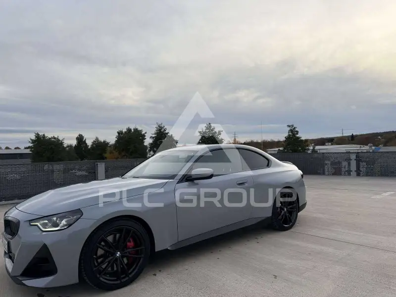 2023 BMW 220