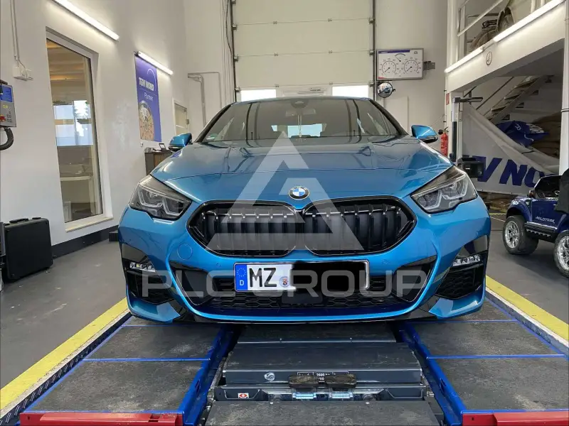 2023 BMW 216