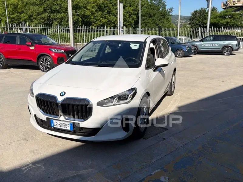 2023 BMW 216