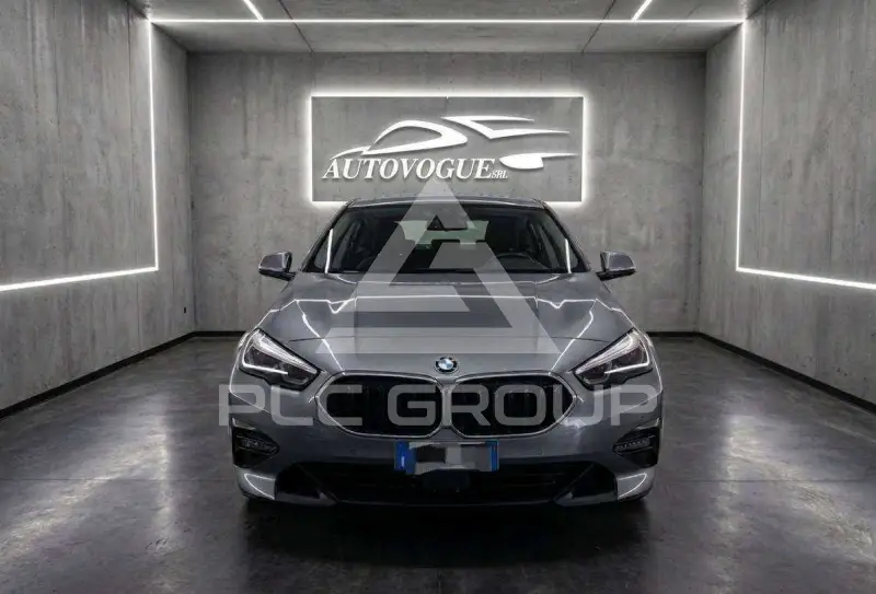 2023 BMW 216