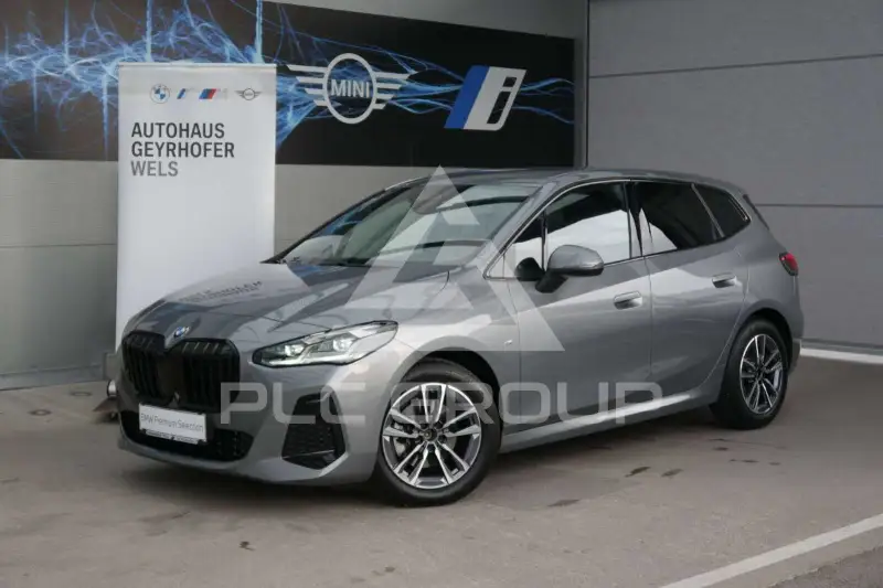 2023 BMW 216