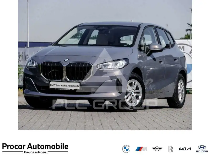 2023 BMW 216