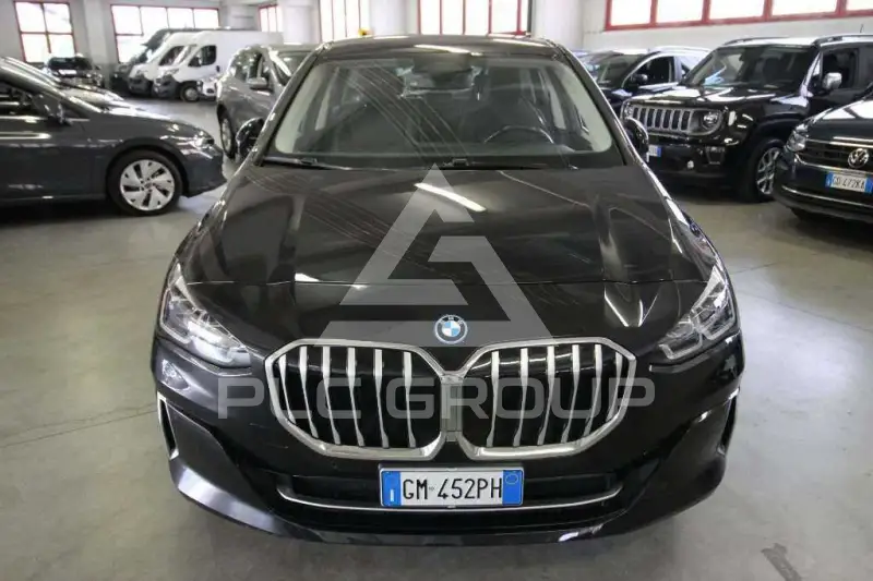 2023 BMW 225