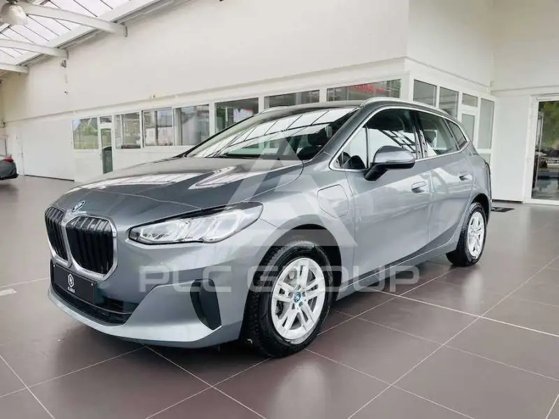 2023 BMW 225