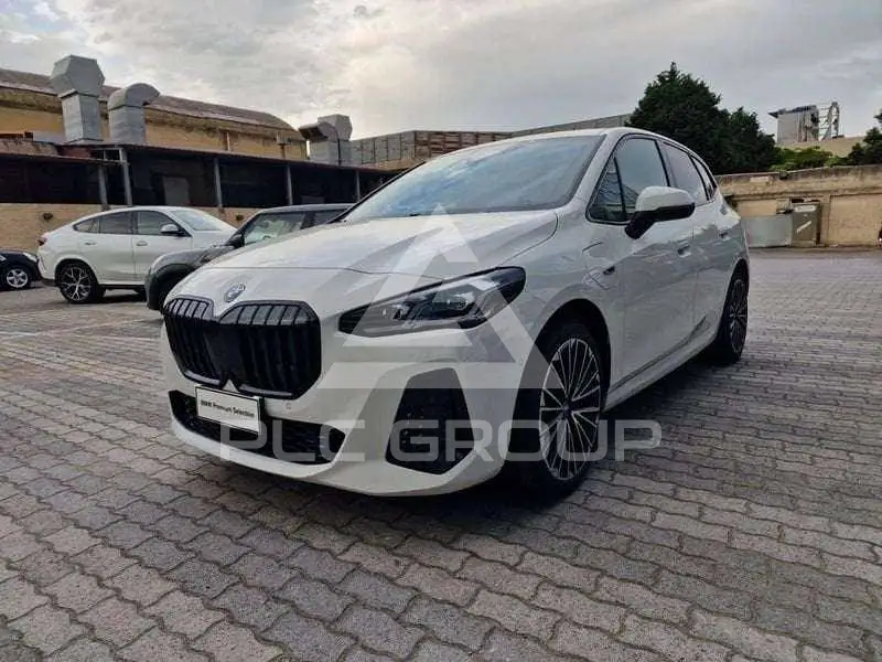 2023 BMW 225