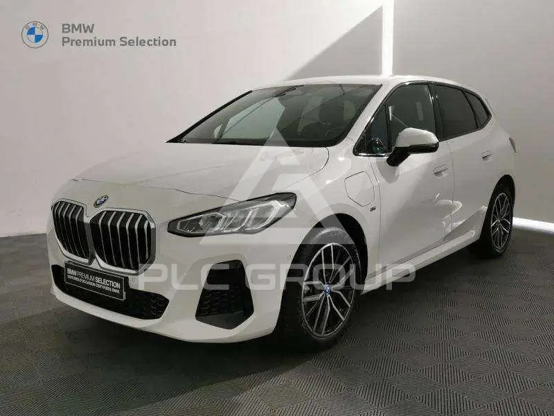 2023 BMW 225