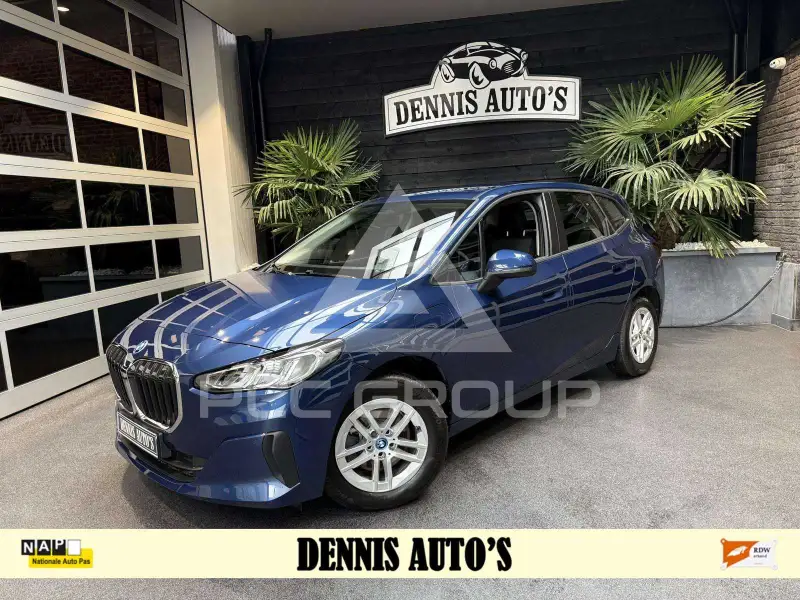2023 BMW 225
