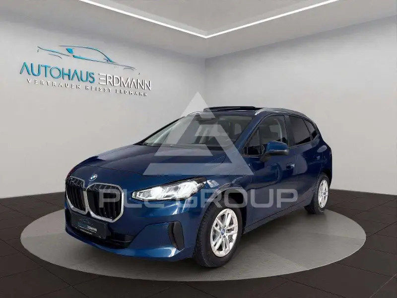2023 BMW 225