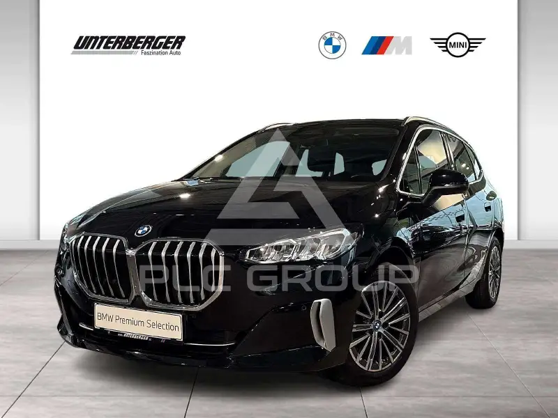2023 BMW 225