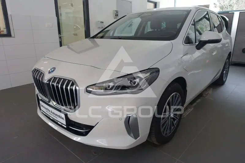 2023 BMW 225