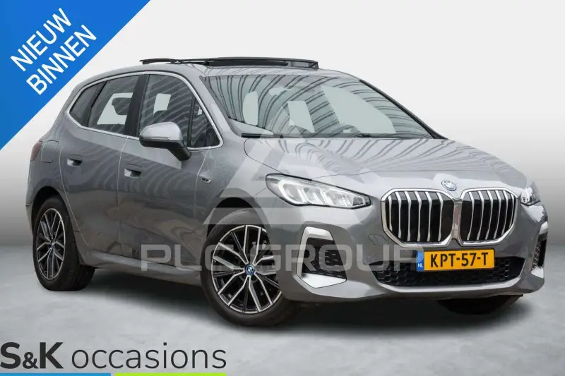 2023 BMW 225