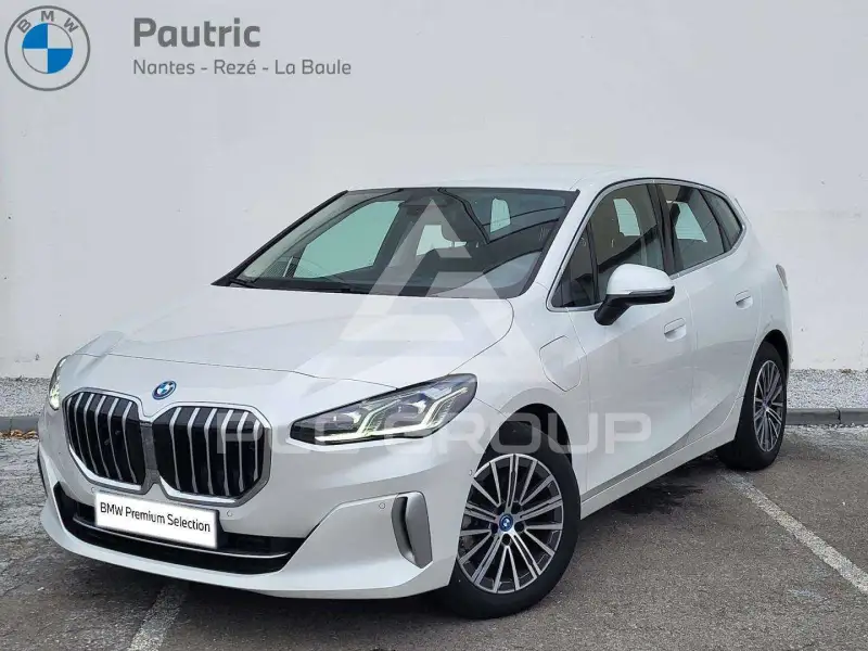 2023 BMW 225