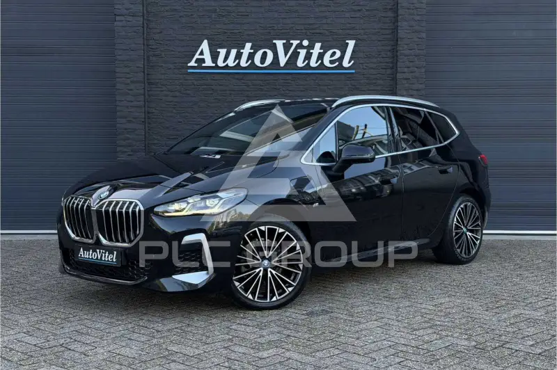 2023 BMW 225