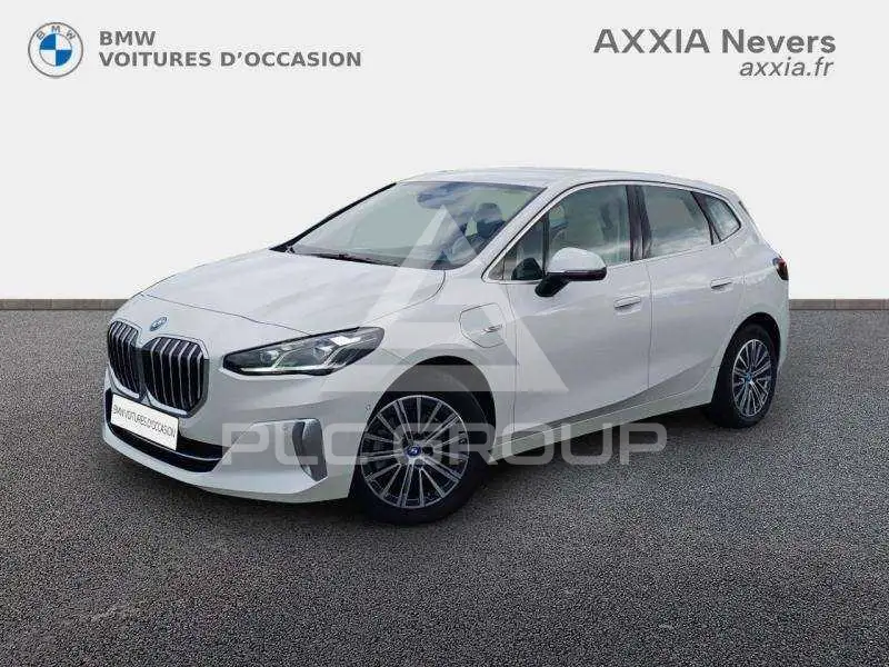 2023 BMW 225