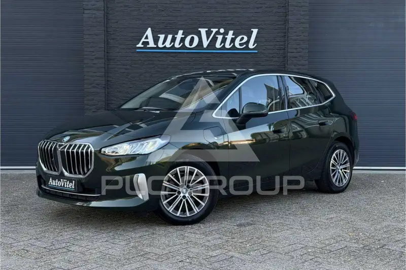 2023 BMW 225