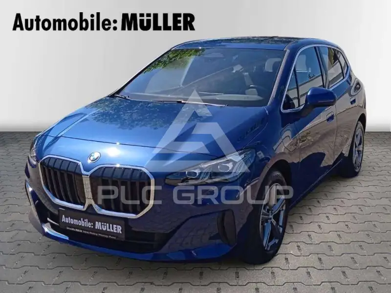2023 BMW 225
