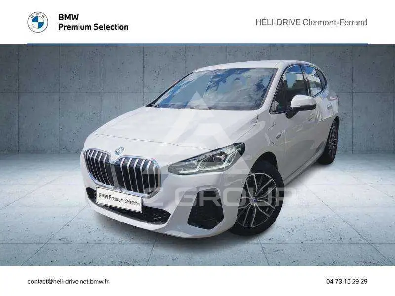 2023 BMW 225