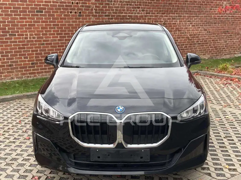 2023 BMW 225