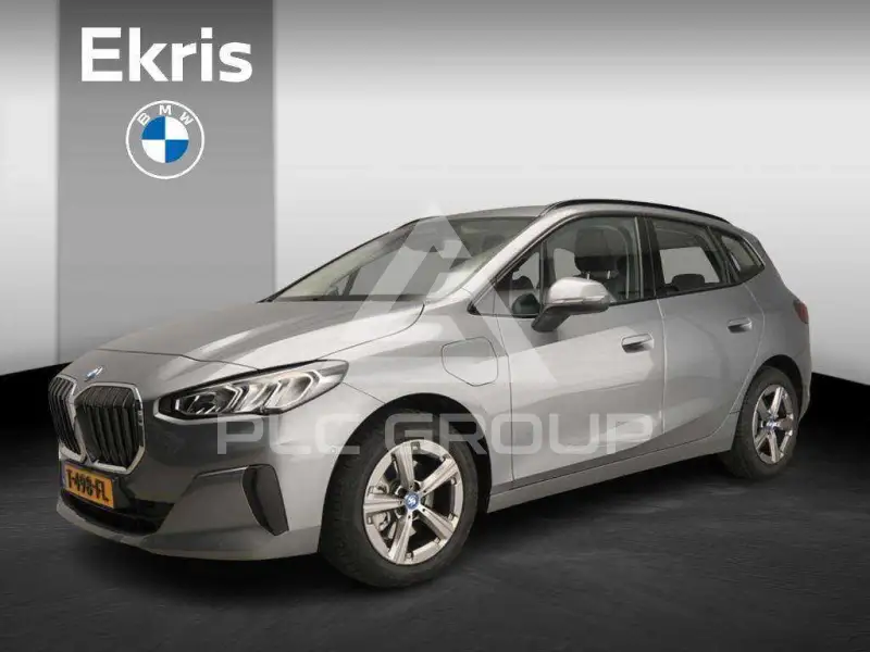 2023 BMW 225