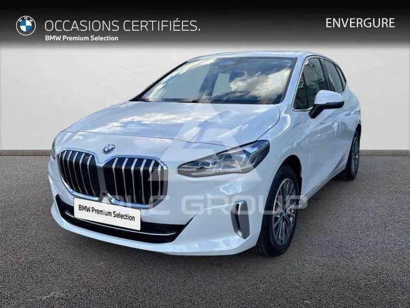 2023 BMW 225