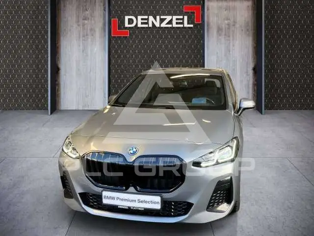 2023 BMW 225