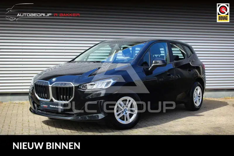 2023 BMW 225