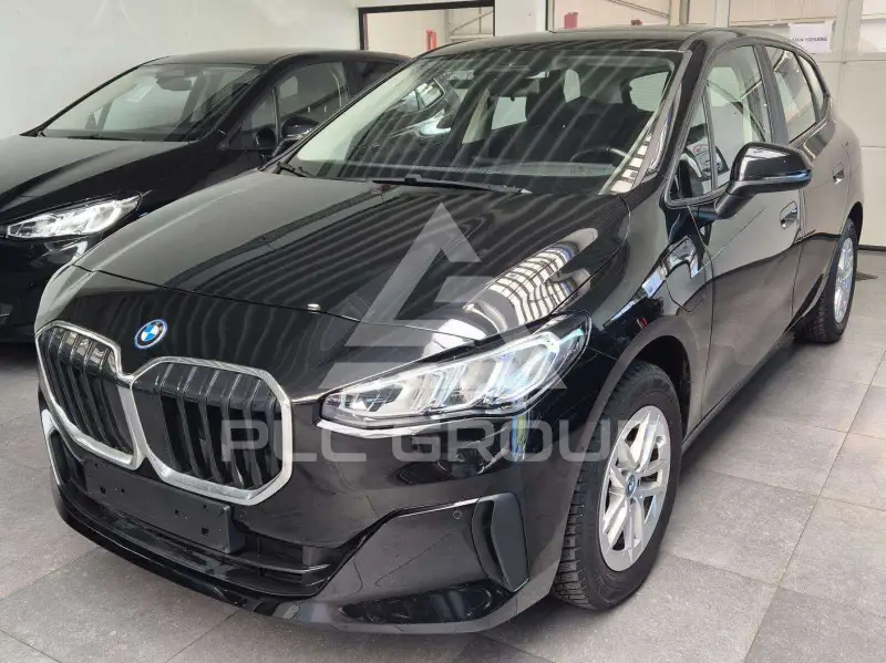 2023 BMW 225