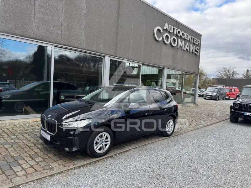 2023 BMW 225