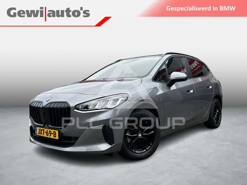 2023 BMW 225
