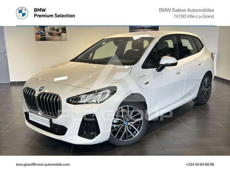 2023 BMW 225