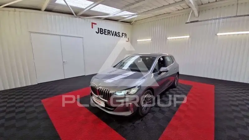 2023 BMW 218