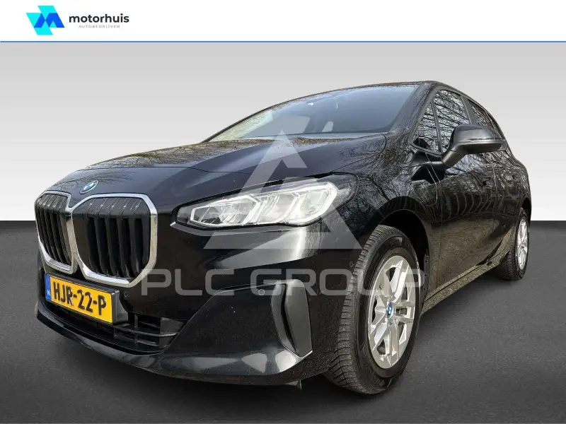 2023 BMW 225