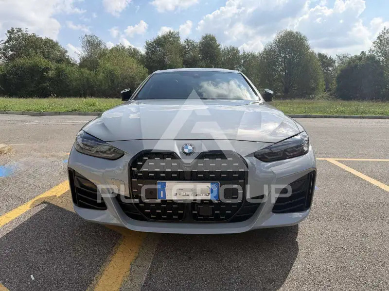 2023 BMW 440