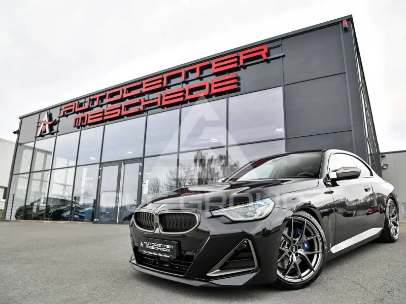 2023 BMW 240M