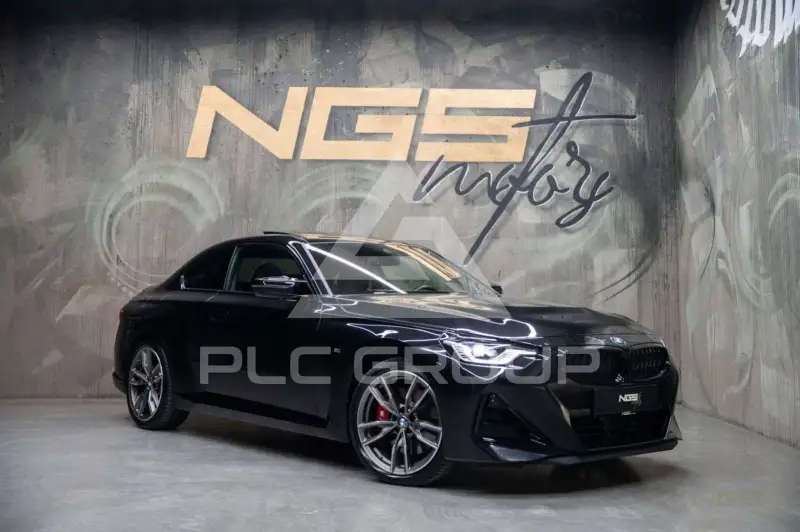 2023 BMW 240M
