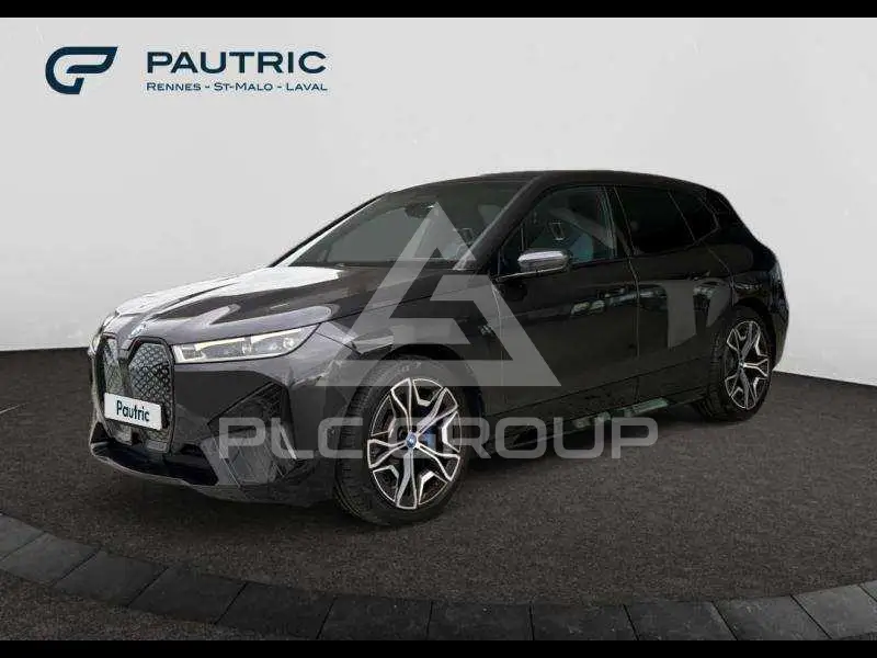 2023 BMW 523