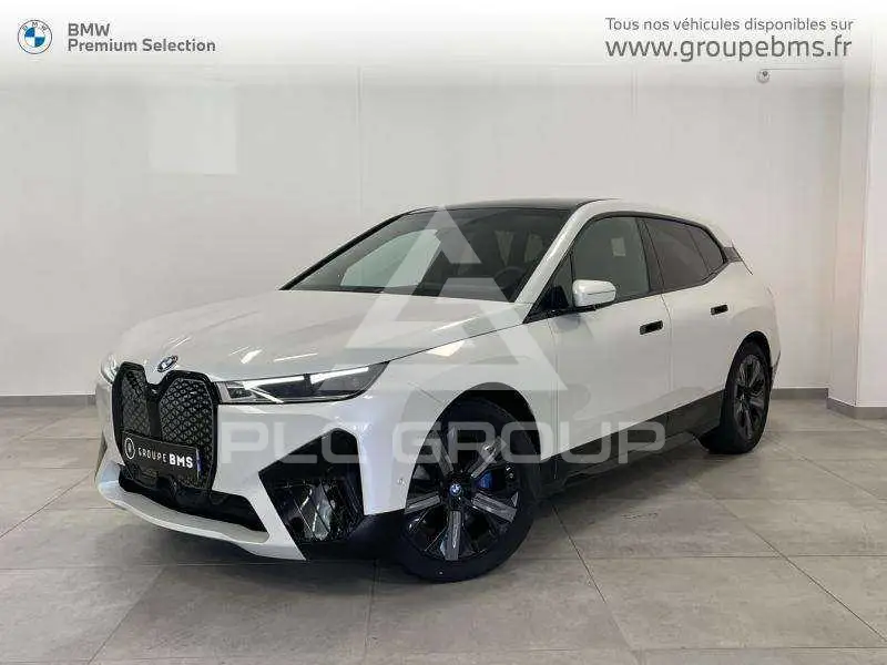 2023 BMW 523