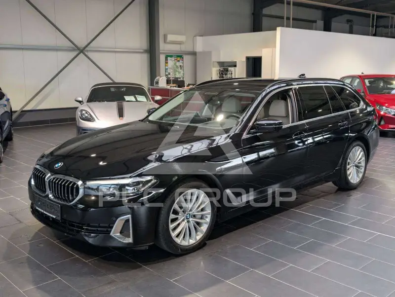 2023 BMW 530