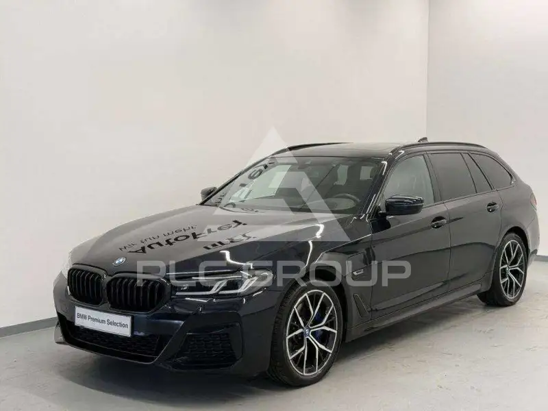 2023 BMW 530