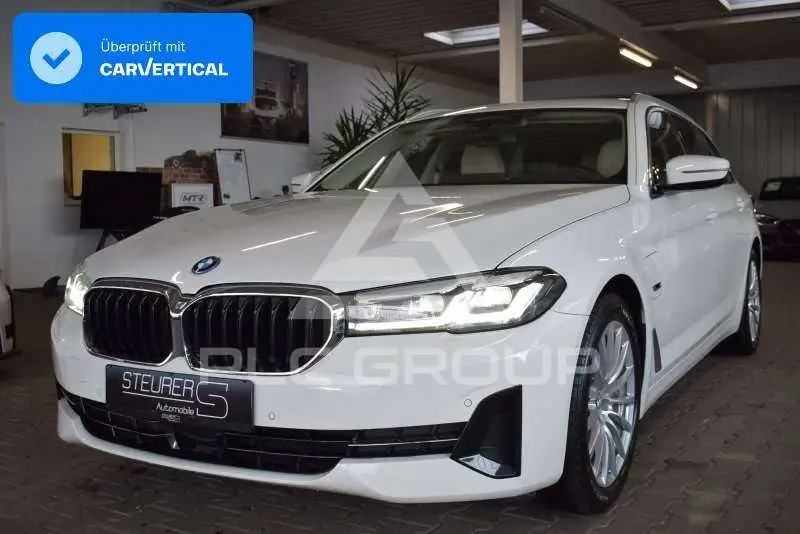 2023 BMW 530