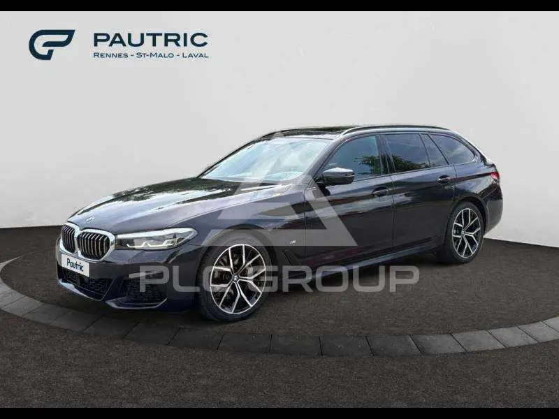 2023 BMW 530